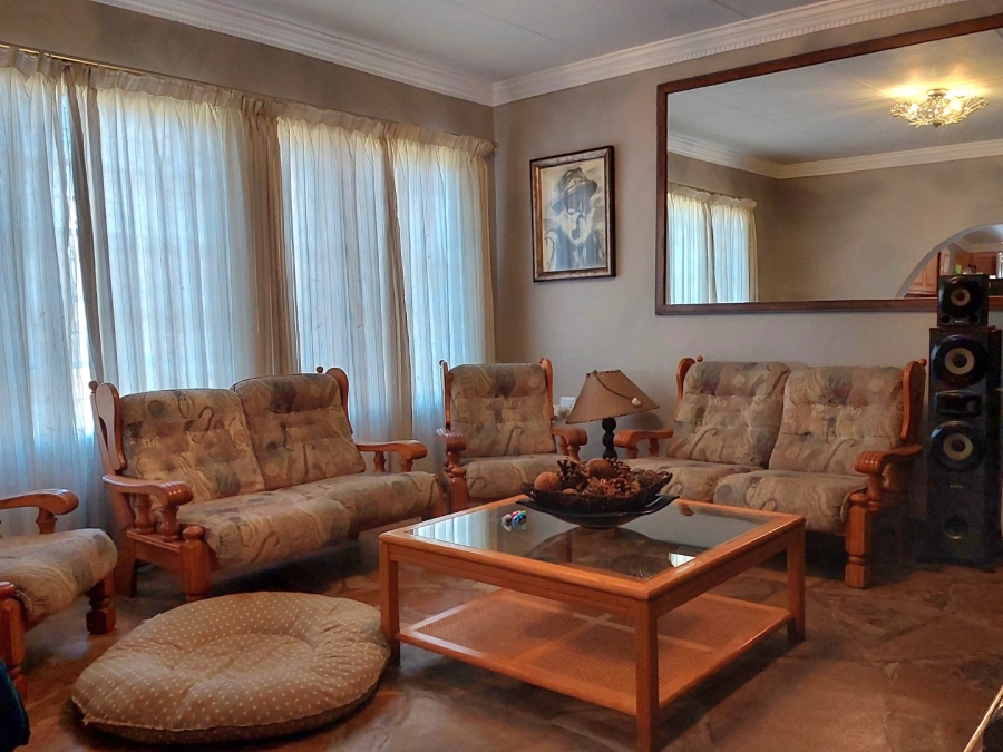 14 Bedroom Property for Sale in Krokodildrift A H North West
